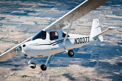 LA Flight School Inc, Discovery Flight Lesson over Los Angeles for One