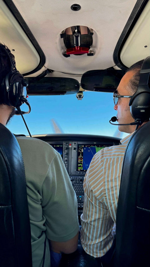 Cirrus SR 22 Turbo Hourly Aircraft Rental - Flight School Los Angeles