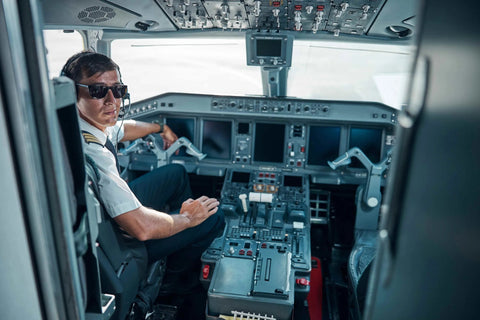 Commercial Airline Pilot Training in Los Angeles – Flight School Los Angeles - Airline Pilot Training